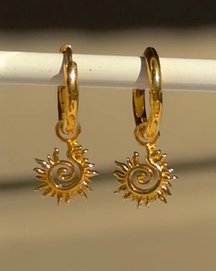 Gold Sun Earring Set